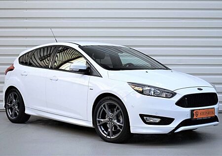 Ford Focus Lim. ST-Line+1.Hand+SHZ+LHZ+PDC