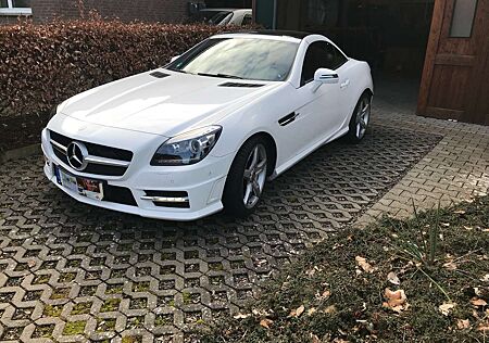 Mercedes-Benz SLK 200 (BlueEFFICIENCY)