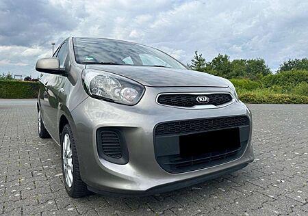 Kia Picanto 1.0 Dream Team
