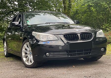 BMW 520 E60