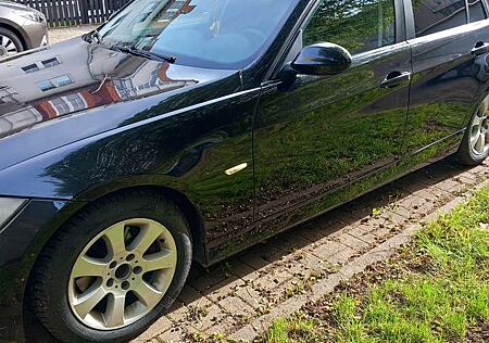 BMW 320d 320 DPF Touring Aut.