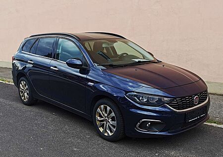 Fiat Tipo Lounge / Klimaautomatik / USB / Bluetooth