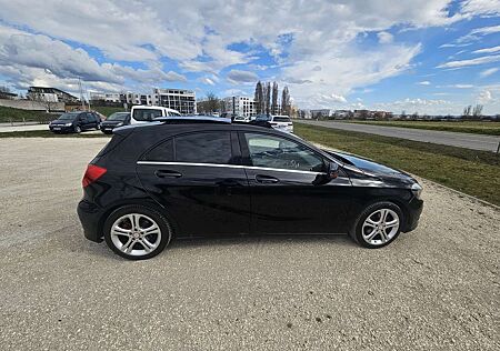 Mercedes-Benz A 180 BlueEfficiency (176.042)