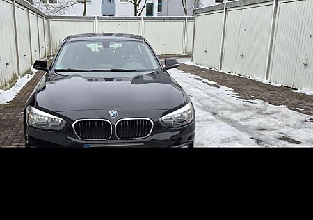 BMW 116 i Advantage