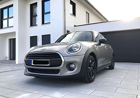 Mini ONE *Automatik*Met*Alu*PDC*HU10/26*Top Zustand