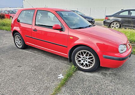 VW Golf Volkswagen 1.6
