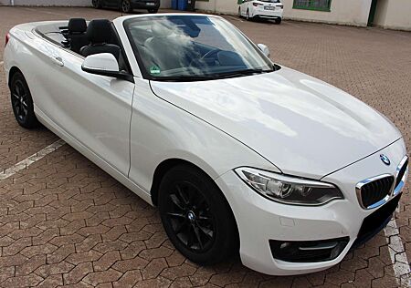 BMW 218i 218 Cabrio Aut. Sport Line, Navi, AHK