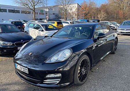 Porsche Panamera 4 S