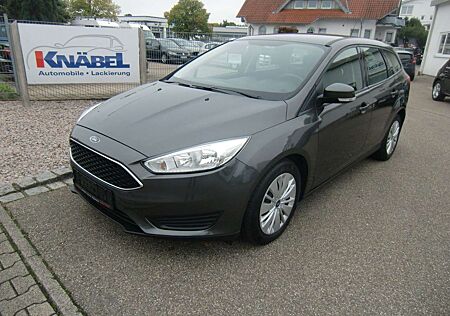 Ford Focus Turnier Trend/alle Inspek./8-f bereift