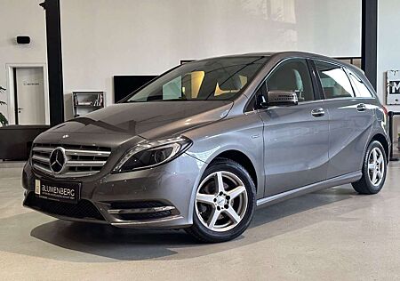 Mercedes-Benz B 200 *Navi,PDC,Tempo,El.Sitze,Bi-Xenon*