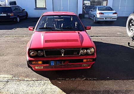 Lancia Delta HF Integr. 16V