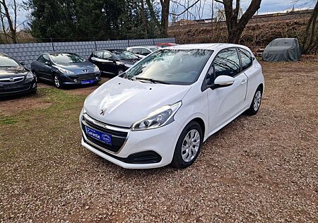 Peugeot 208 1.2T Klima 76Tkm Kamera Sitzhzg LED Scheckh 2Hnd