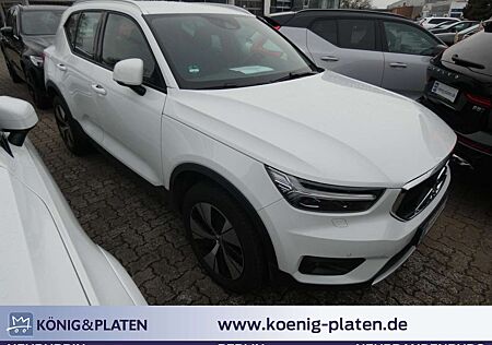 Volvo XC 40 XC40 T3 2WD Momentum Pro - IntelliSafe & Xenium Klima