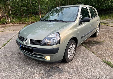 Renault Clio 1.2 16V TÜV NEU Zahnriemen neu bei Klima