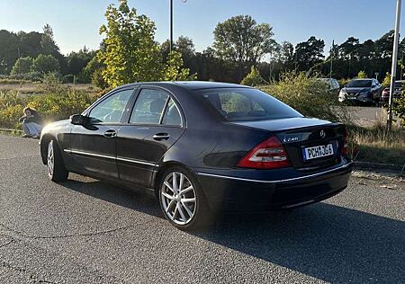 Mercedes-Benz C 240 Mercedes C240, Carplay, Elegance (Tausch Diesel)