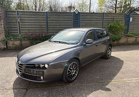 Alfa Romeo Others 159 Sportwagon 1.9 JTDM 16V Distinctive