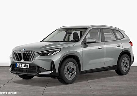 BMW iX1 xDrive30 DAB Parkassistent Shz