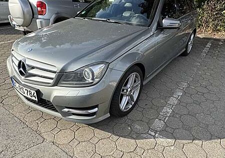 Mercedes-Benz C 250 Mersedes-Benz C250 CDI T AMG Sportpaket