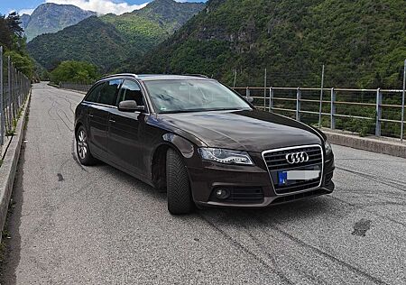 Audi A4 Avant 2.0 TDI DPF multitronic Ambition