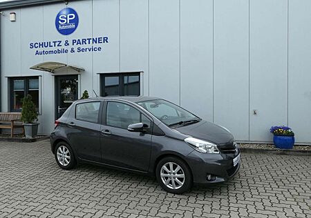 Toyota Yaris Executive // 2.Hd. Insp. Bremsen + HU Neu!