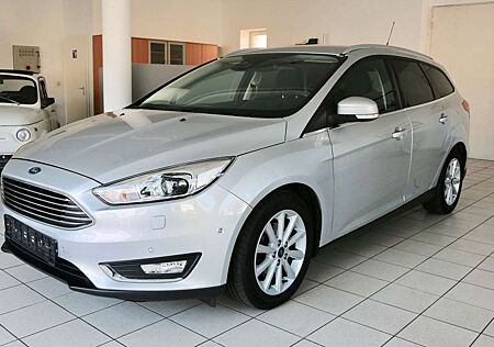 Ford Focus Turnier Titanium/Navi/Kamera/Tempomat/AHK