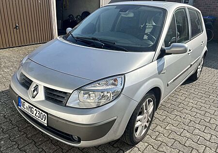 Renault Scenic 2.0 16V Exception mit Prins Autogasanlage LPG