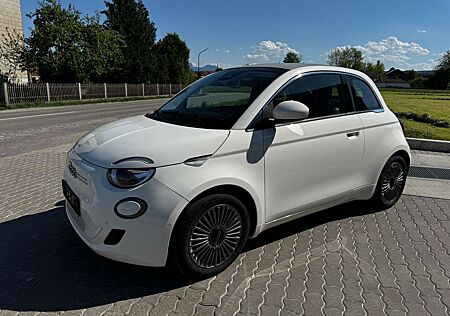 Fiat 500E Icon Cabrio