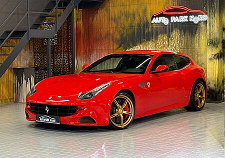 Ferrari FF 6,3 V12 4x4 CARBON~LEDER~NAVI~KAMERA~