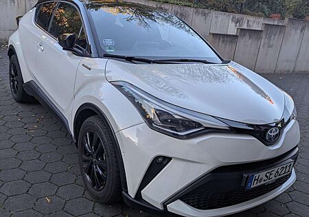 Toyota C-HR 2.0 Hybrid Team Deutschland