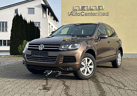 VW Touareg Volkswagen 3.0D Tiptronic 4x4 2H/BiXenon/Pano/Leder/R-Kamera