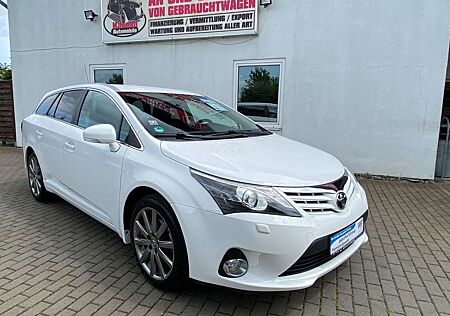 Toyota Avensis 1.8 Kombi Executive/Leder/Bi Xenon/6-Gan