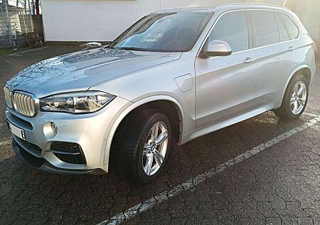 BMW X5 xDrive40e Hybrid im Bestzustand