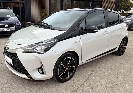 Toyota Yaris Hybrid Team D