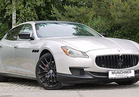 Maserati Quattroporte GTS / Keyless/Kmers/Sport Auspuff