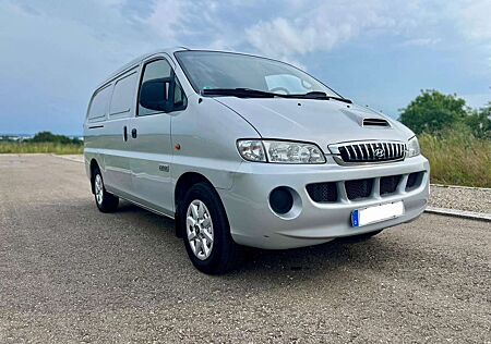 Hyundai H-1 H 1 HK