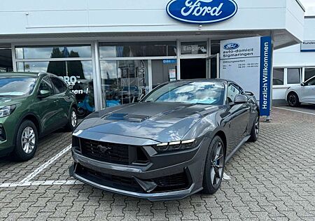 Ford Mustang Coupe Dark Horse Fastback Sofort Verfügb