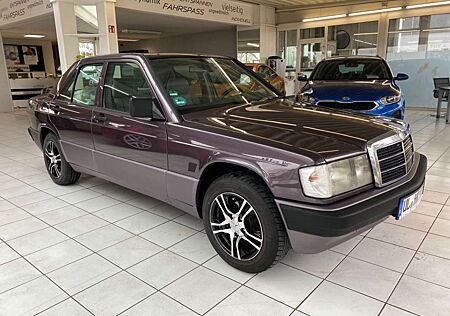 Mercedes-Benz 190 Rostfrei,Neu-restauriert,3-Hand