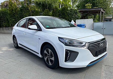Hyundai Ioniq Style Hybrid /Navi /Bi-Xen.