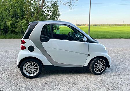 Smart ForTwo Coupé 71PS / Automatik / Bluetooth