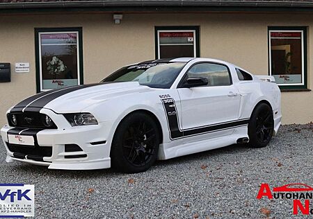 Ford Mustang 5,0 V8 BOSS 302 Klima/Alu/Sidepipes