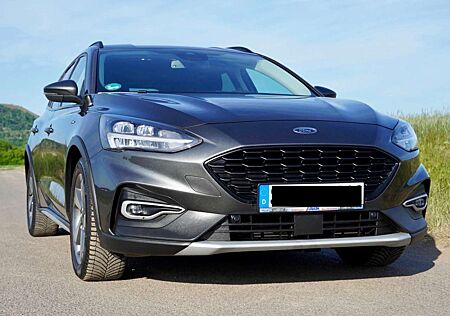 Ford Focus Turnier Turnier 1.0 EcoBoost Hybrid ACTIVE