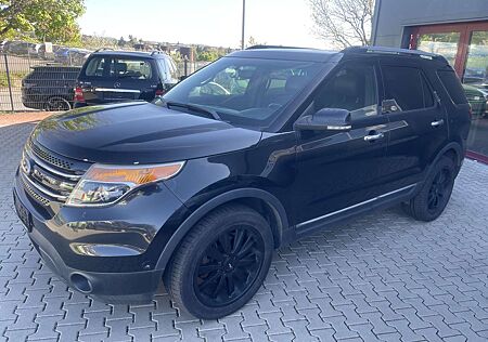 Ford Explorer Limited 4WD 6Sitzer 1Hand Voll 95TKm Tüv Neu