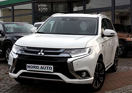 Mitsubishi Outlander PHEV TOP 4WD Leder/Navi+Cam/Ahk