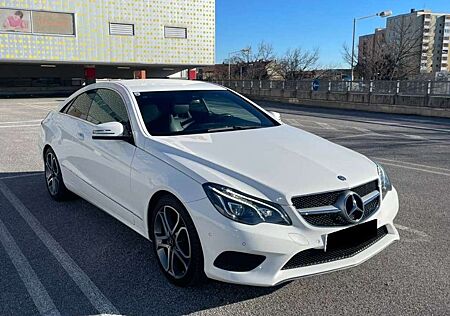 Mercedes-Benz E 220 CDI DPF Coupe BlueEFFICIENCY 7G-TRONIC Avant