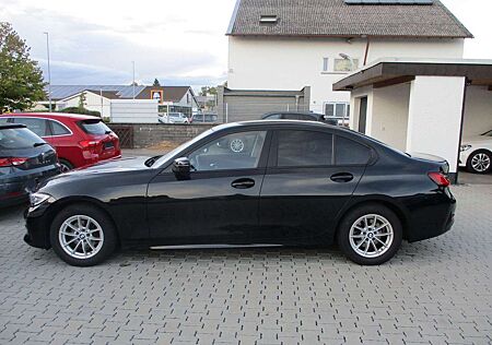 BMW 318 d NAVI KAMERA TOT SPURH STANDH TEMP SITZH PDC