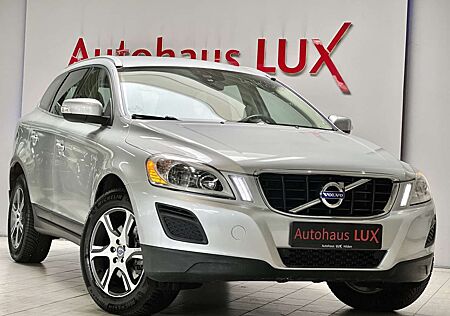 Volvo XC 60 XC60 AUTOMATIK*BENZIN*241PS*LEDER*2.HAND*