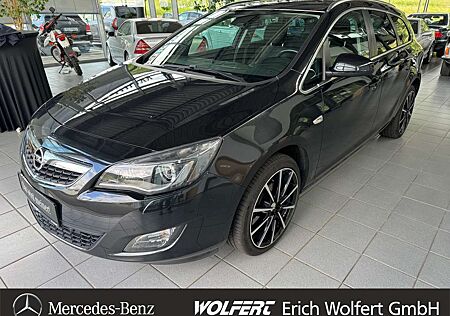 Opel Astra Sports Tourer 2,0d 165PS Innovation von Privat