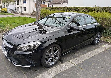 Mercedes-Benz CLA 200 d 7G-DCT SCORE!