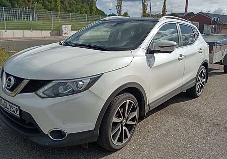 Nissan Qashqai 1.6 dCi Xtronic TEKNA