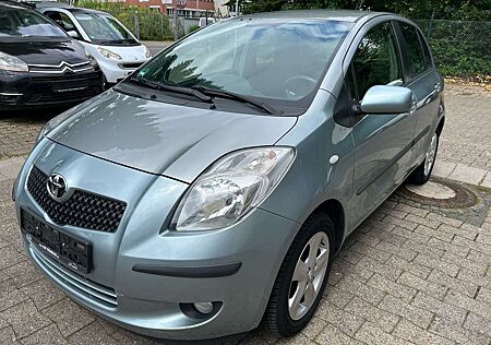 Toyota Yaris 1.3 Automatik Sol